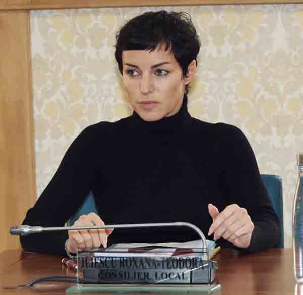roxana iliescu