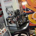 Delta Force, câștigătoare a Regionalei de Vest și calificată la Campionatul Național FIRST Tech Challenge