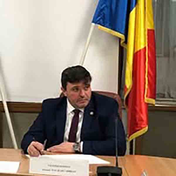 adrian pau